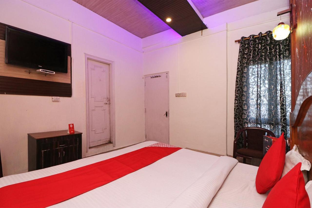 Oyo 75571 Sai Pooja Lodging Hotel Mumbai Ngoại thất bức ảnh